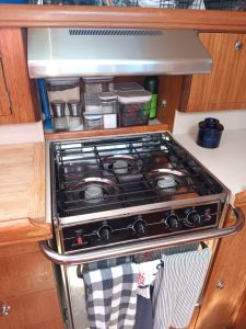interior, Hunter 45, sailboat for sale
