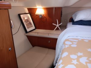 bed, Hunter 45, sailboat for sale