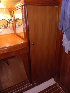 interior, Hunter 45, sailboat for sale