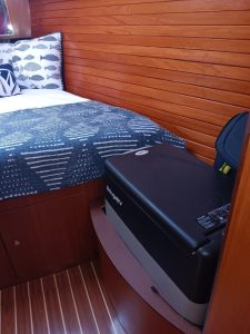 bed, Hunter 45, sailboat for sale