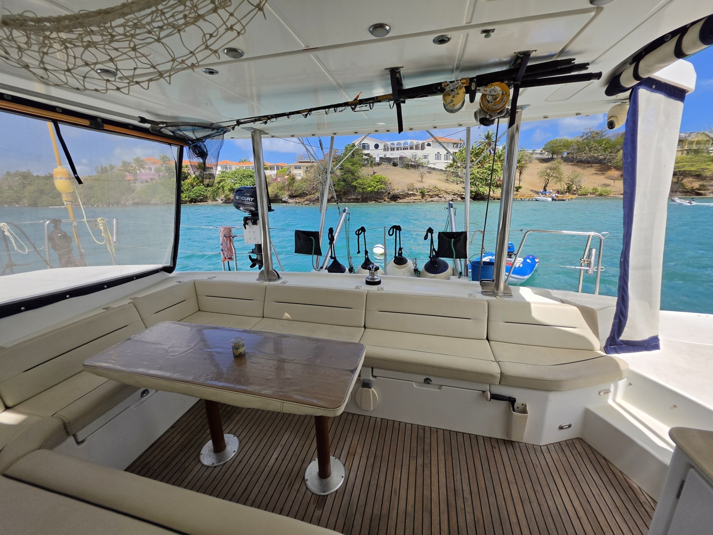 2006 Lagoon 440