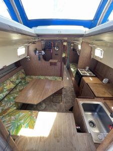 salon, Morgan 40, sailboat for sale