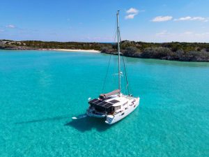 exterior, Lagoon 400, catamaran for sale