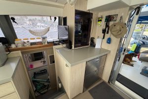 salon, Leopard 40, catamaran for sale