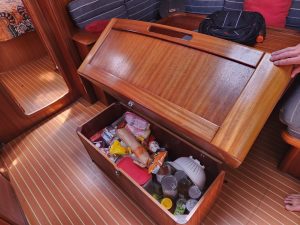 interior, Bavaria 44, sailboat for sale