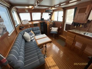 salon, Monk 36, trawler for sale