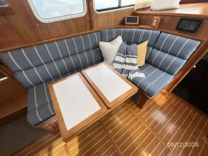 salon, Monk 36, trawler for sale