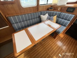 salon, Monk 36, trawler for sale