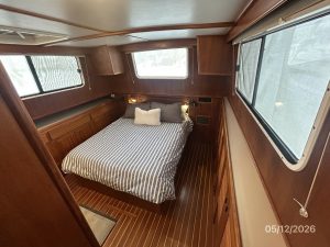 bed, Monk 36, trawler for sale