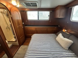 bed, Monk 36, trawler for sale