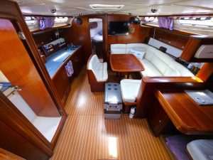 salon, Bavaria 44, sailboat for sale