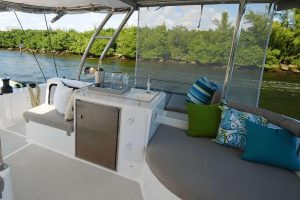 helm, Royal Cape 570 Majestic, catamaran for sale
