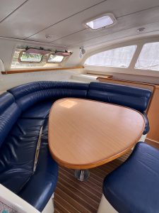 salon, Leopard 42, catamaran for sale