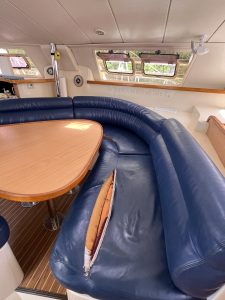 salon, Leopard 42, catamaran for sale