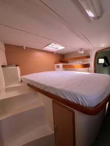 bed, Leopard 42, catamaran for sale