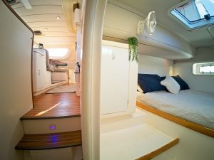 bed, Leopard 38, catamaran for sale
