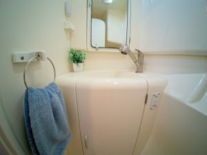 bath, Leopard 38, catamaran for sale