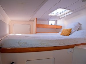 bed, Leopard 38, catamaran for sale
