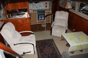 salon, Bertram 42, trawler for sale