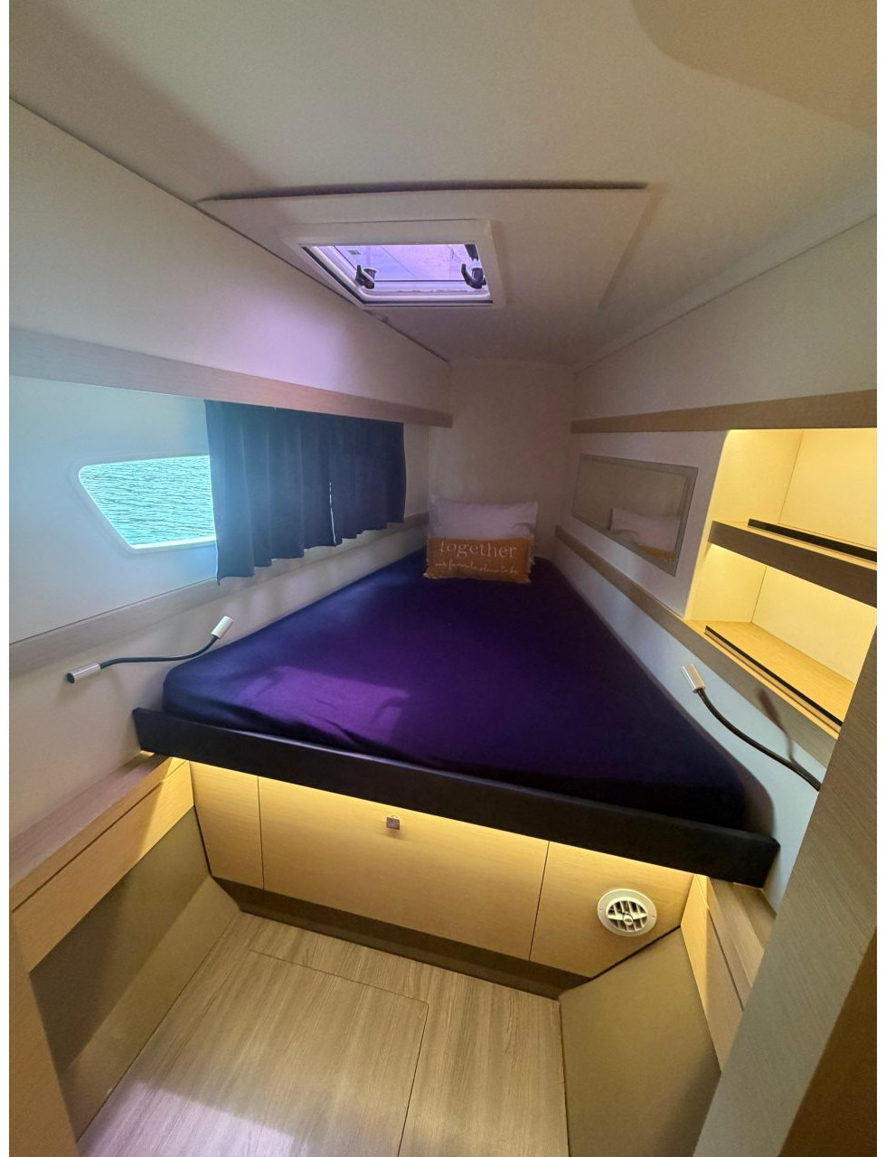 bed, FP 40 Lucia, catamaran for sale