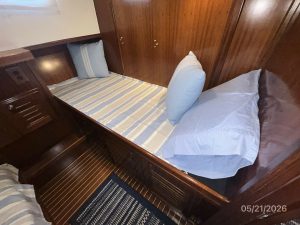 bed, Menorquin, trawler for sale