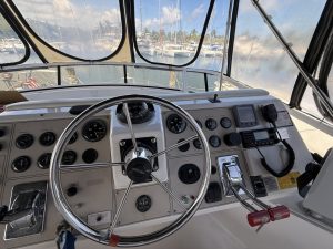 helm, Carver, trawler for sale