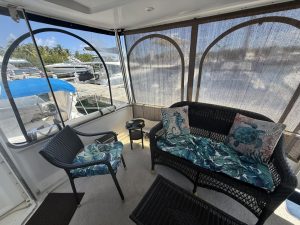 cockpit, Carver, trawler for sale