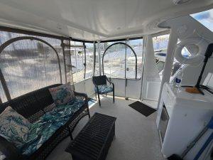 cockpit, Carver, trawler for sale