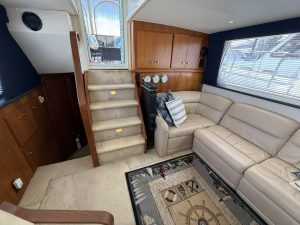 salon, Carver, trawler for sale
