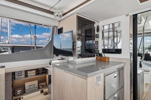 salon, Leopard 45, catamaran for sale