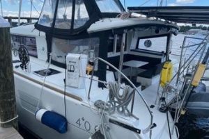 helm, Lagoon 400, catamaran for sale