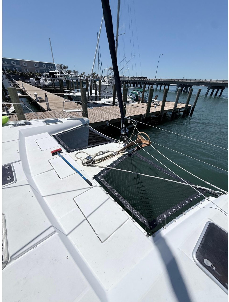 deck, Lagoon 420, catamaran for sale