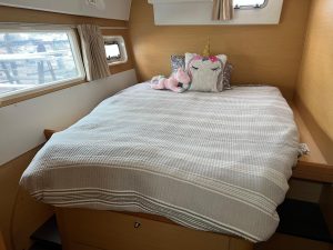 bed, Lagoon 420, catamaran for sale