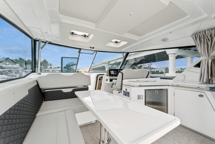 helm, Aquila 36 Sport, power catamaran for sale