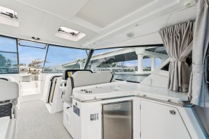 helm, Aquila 36 Sport, power catamaran for sale