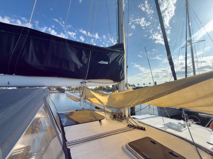 deck, Endeavour 35 Victory, catamaran for sale