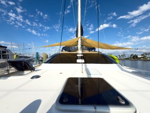 deck, Endeavour 35 Victory, catamaran for sale