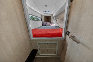 bed, Leopard 40, catamaran for sale