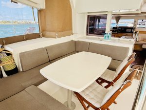 salon, Lagoon 450, catamaran for sale