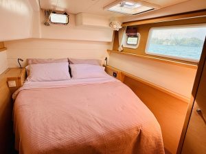 bed, Lagoon 450, catamaran for sale