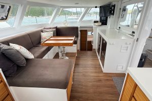 salon, Balance 526, catamaran for sale