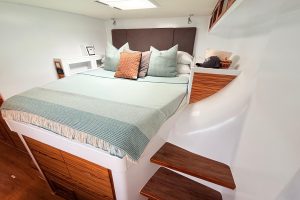 bed, Balance 526, catamaran for sale
