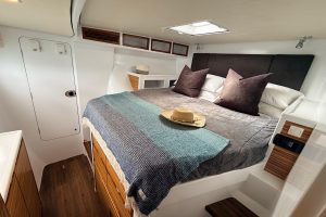 bed, Balance 526, catamaran for sale
