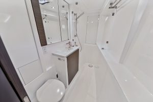 bath, Leopard 50, catamaran for sale