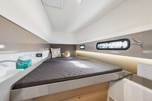 bed, Bali 4.1, catamaran for sale