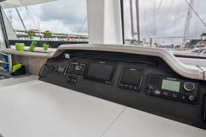 helm, Bali 4.1, catamaran for sale