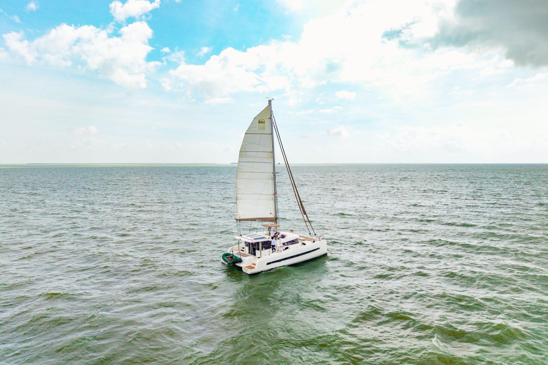 underway, Bali 4.1, catamaran for sale