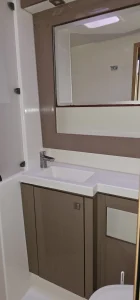 bath, FP 50 Saba, catamaran for sale