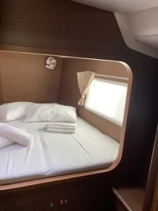 bed, Lagoon 380, catamaran for sale