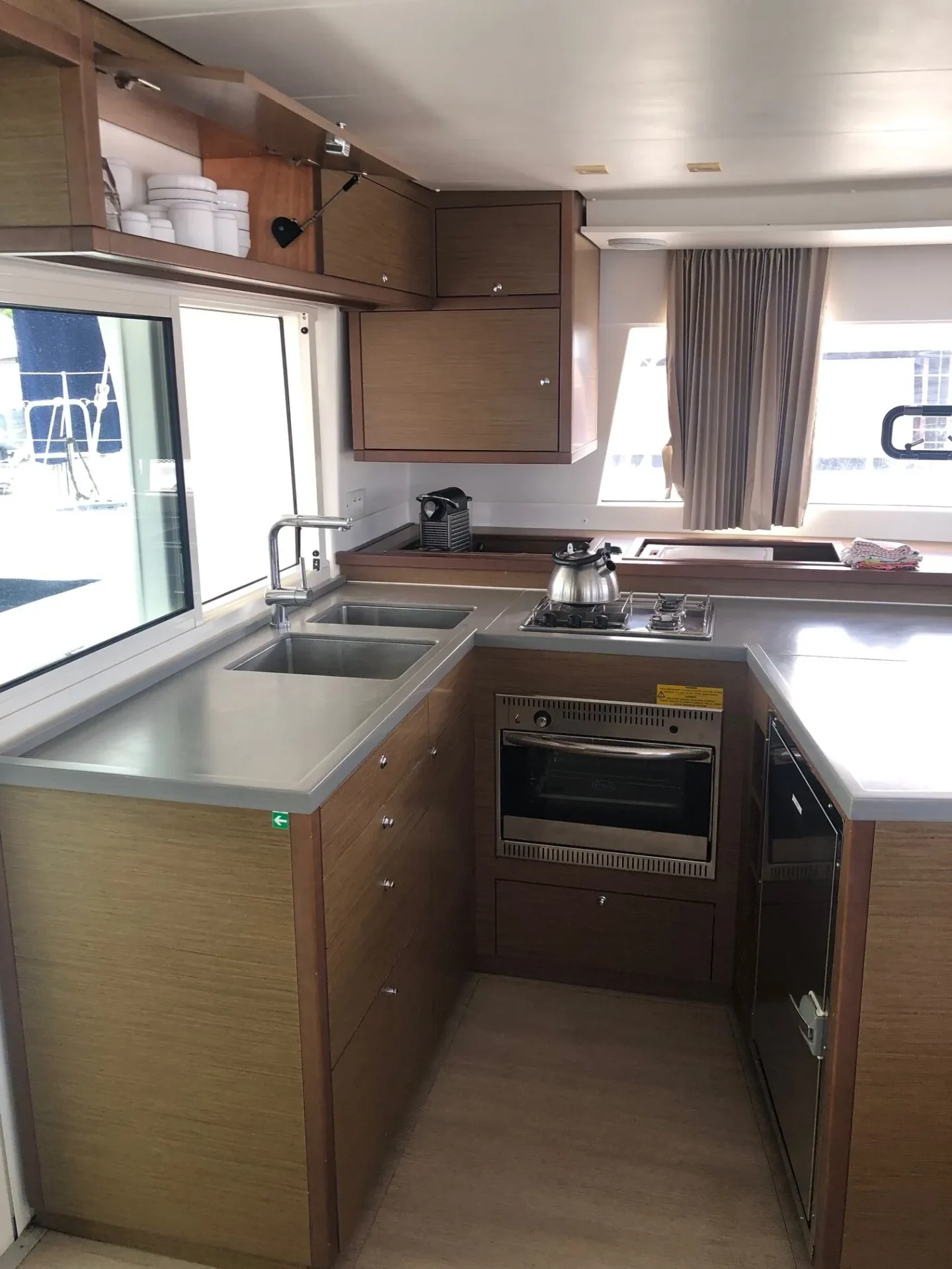 interior, Lagoon 450, catamaran for sale